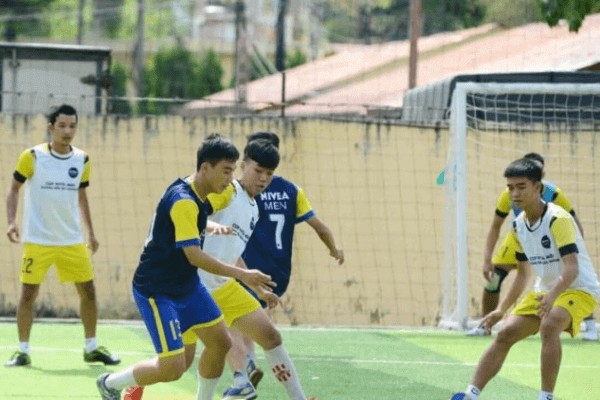 Đá phủi là gì
